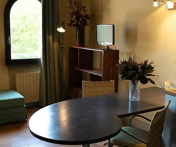 Incantevole Parcheggio Nel * Medolla